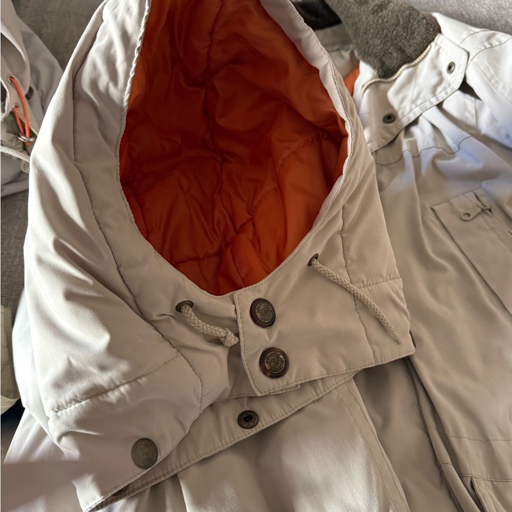 St. John’s Bay Men’s Winter Coat. - Picture 4 of 5